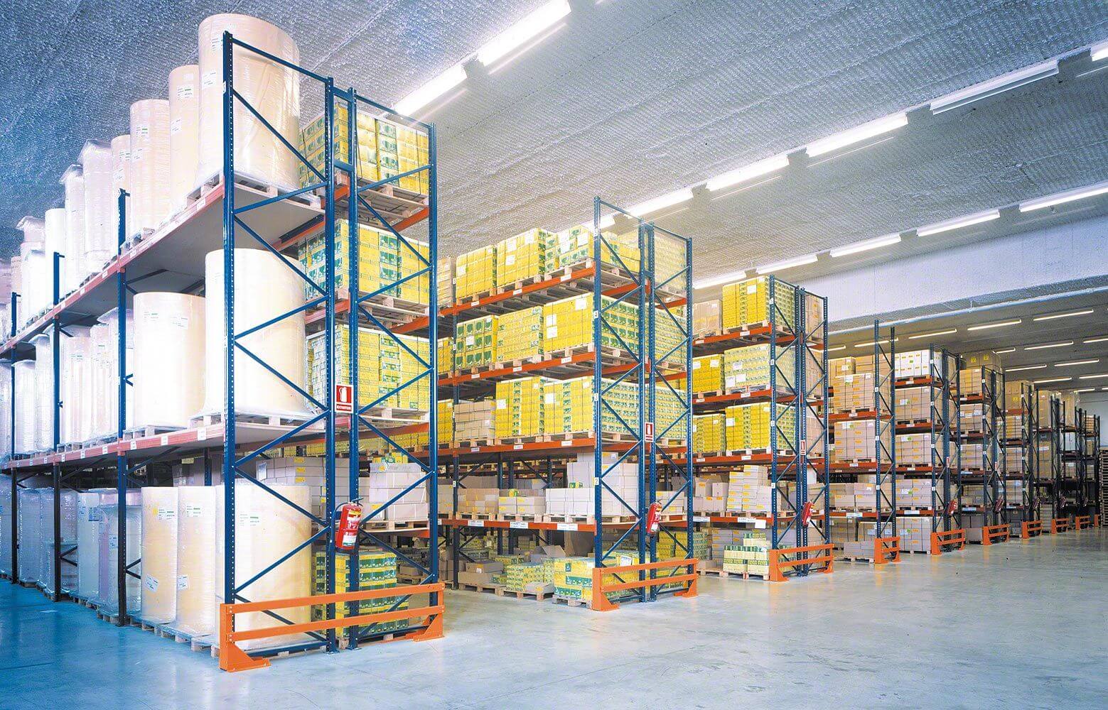 требования к эксплуатации стеллажей в складских помещениях